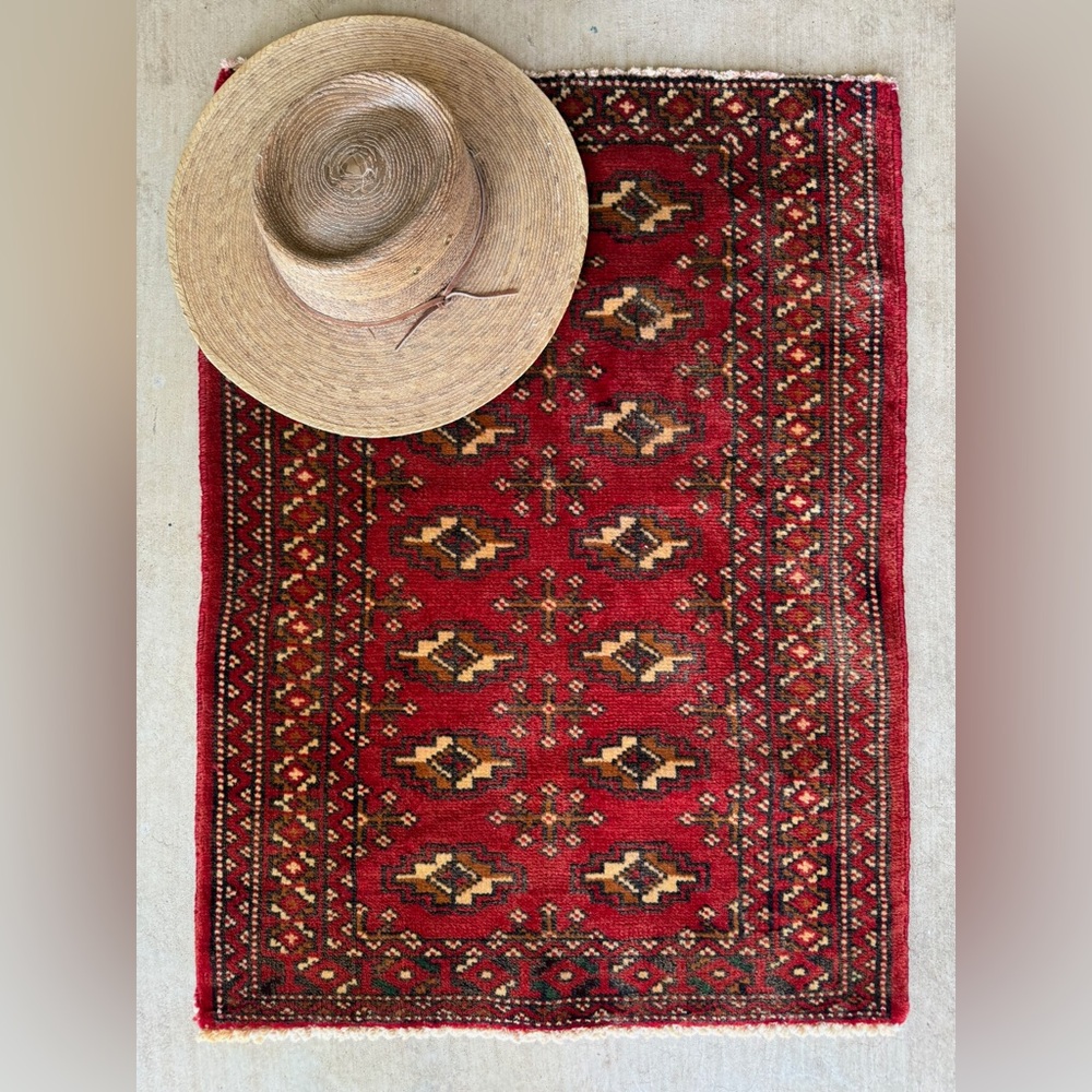 Vintage Persian rug - Wool Rug Home Decor